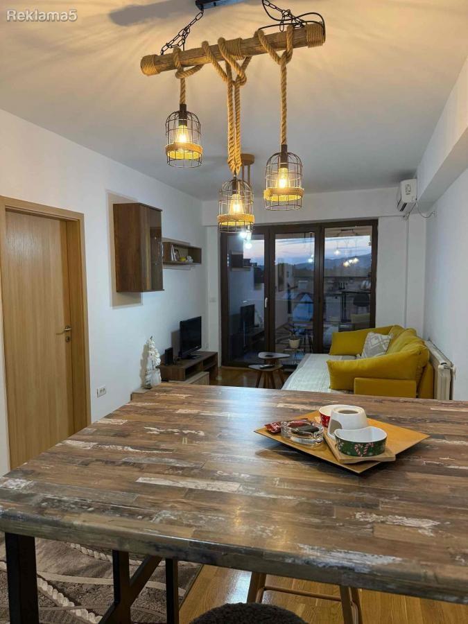 A 54 m2 apartment is for rent in Karposh