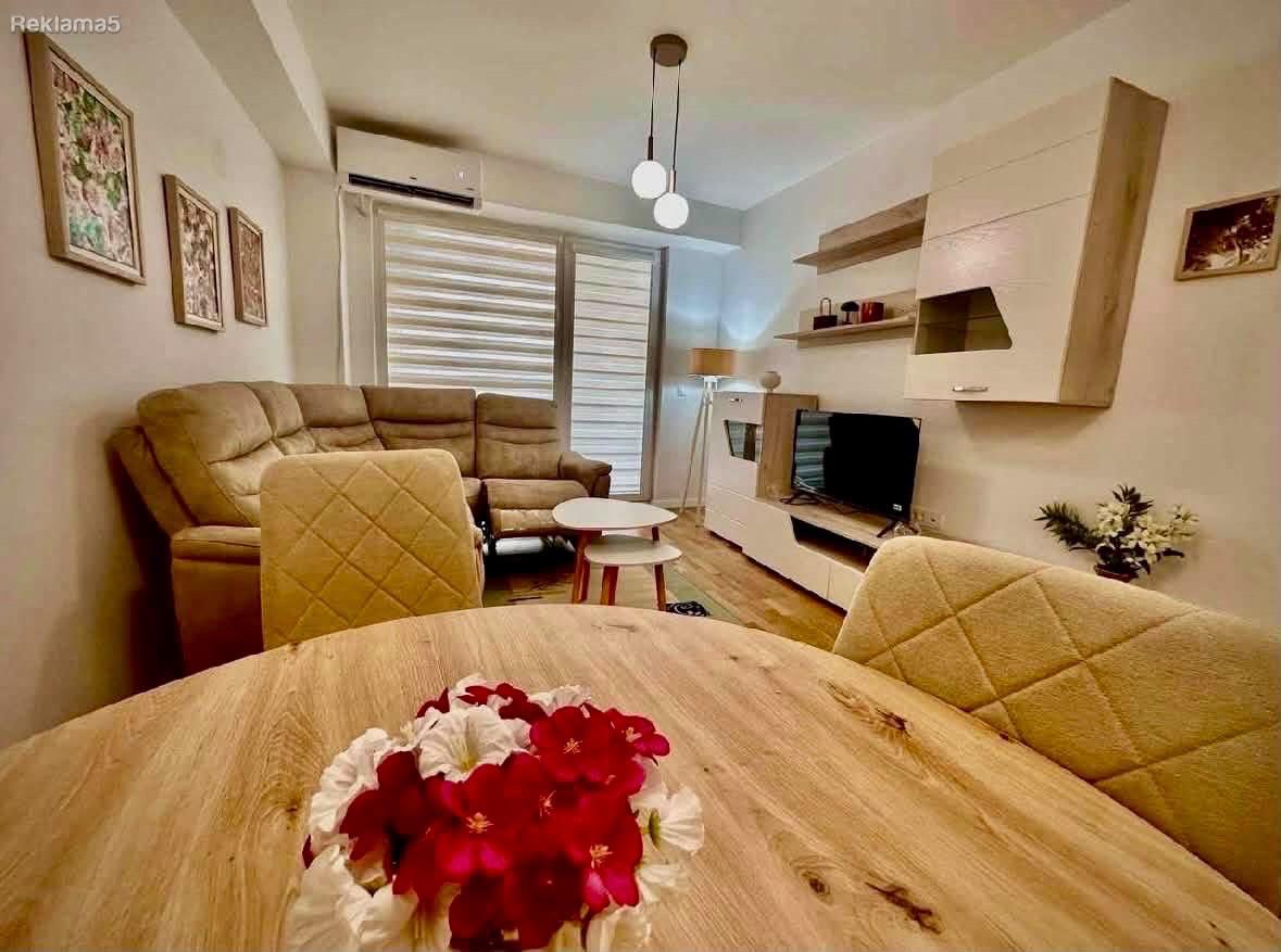 A new unoccupied apartment is for rent in the building of Elena Luka