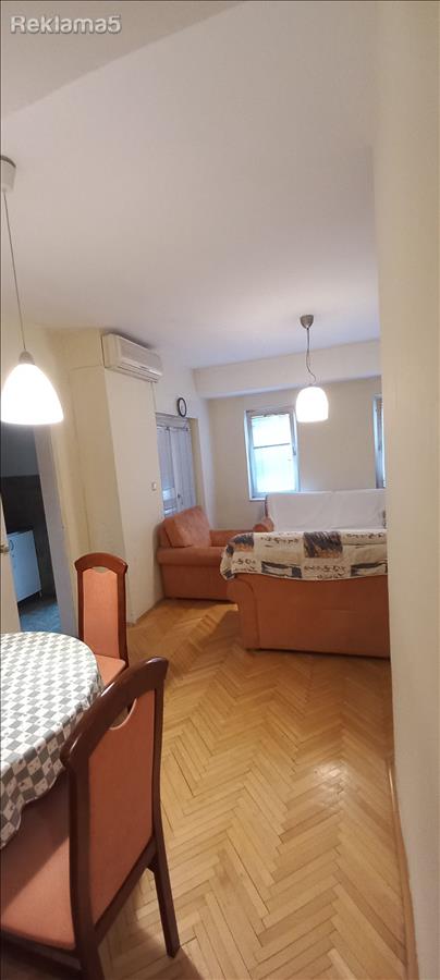 Se iznajmuva stan vo porta bunjakovec Centar