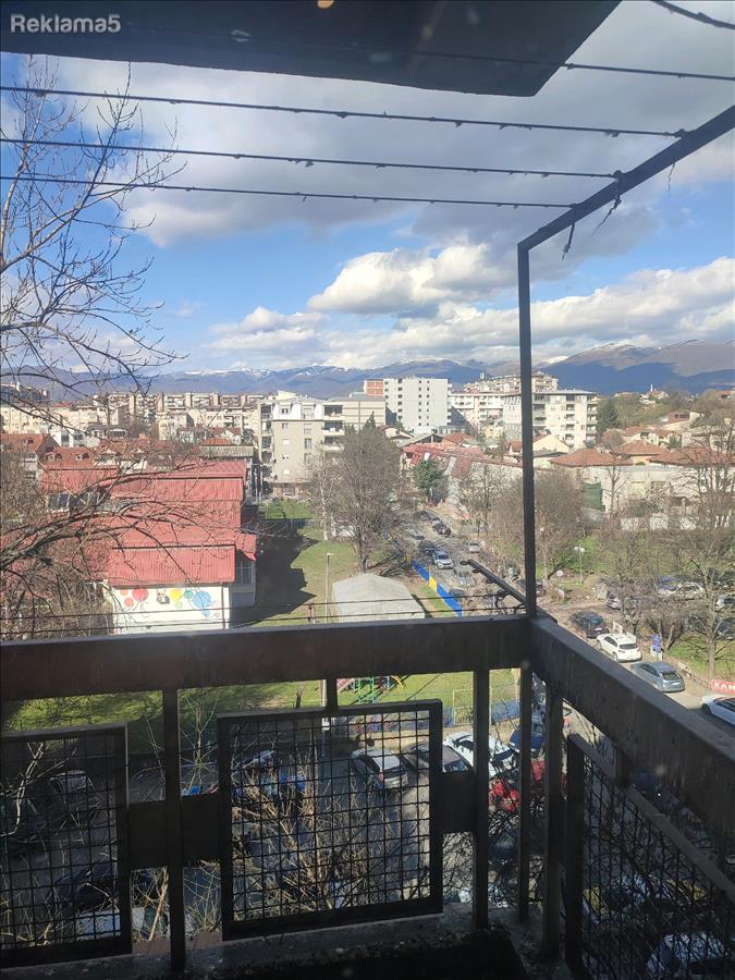 se prodava Stan na ul.dzon kenedi