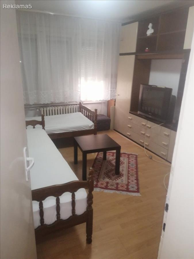 Namesten dvosoben 40m2 kaj fakultetite Karpos 2