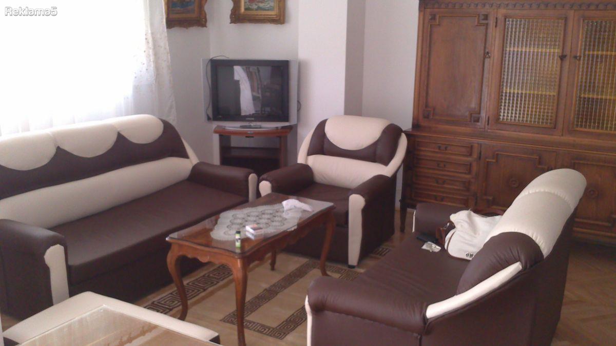 Se izdava kompletno opremen stsn