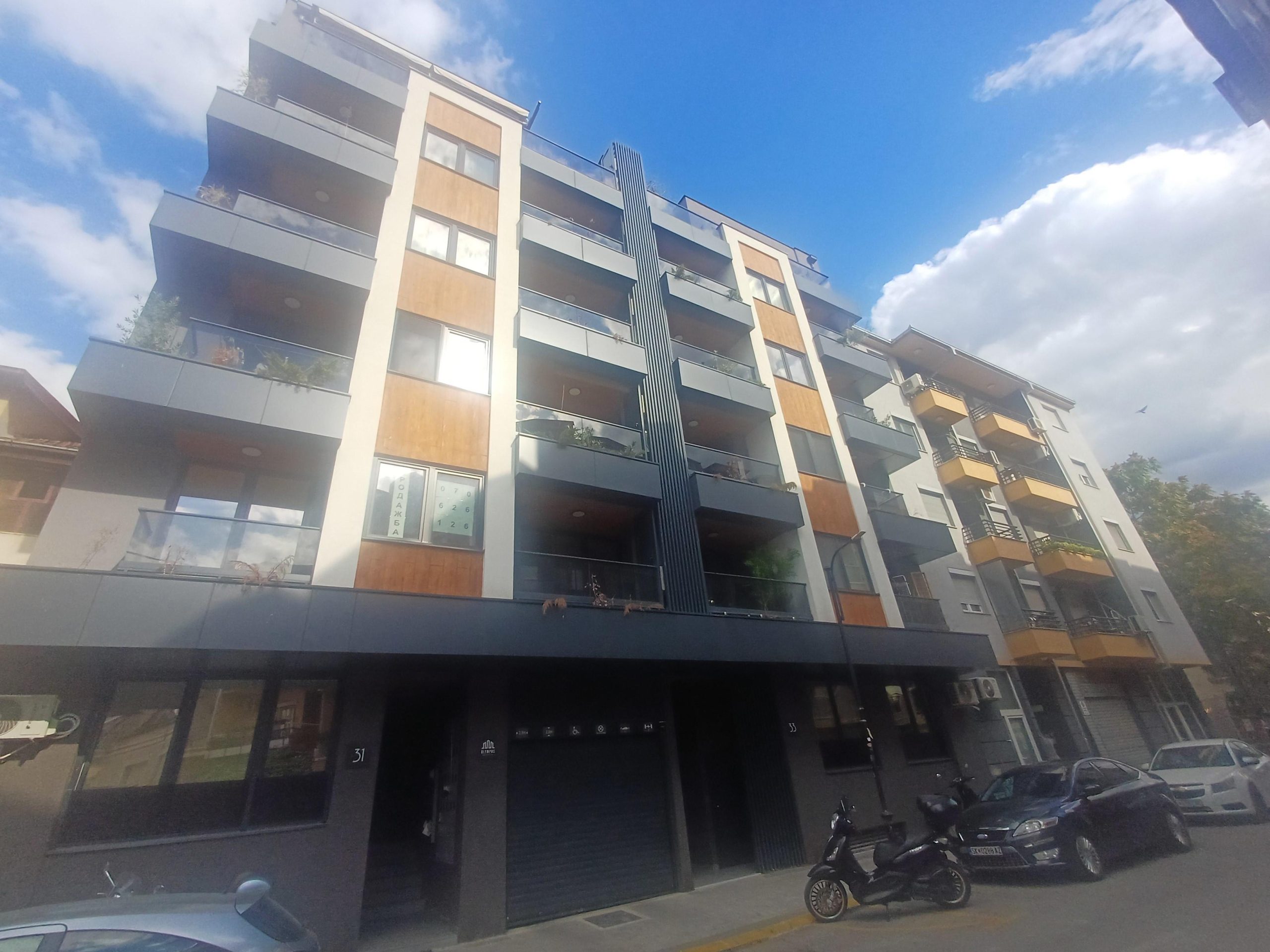Se prodava garsonjera 41m2 vo centar