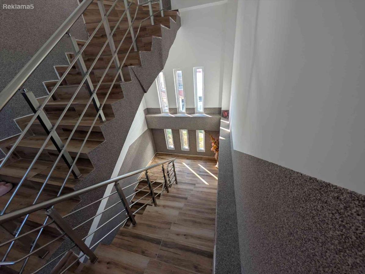 Nova kuka 370m2, 250.000 € vo ILINDEN naselba Jaka, Skopje
