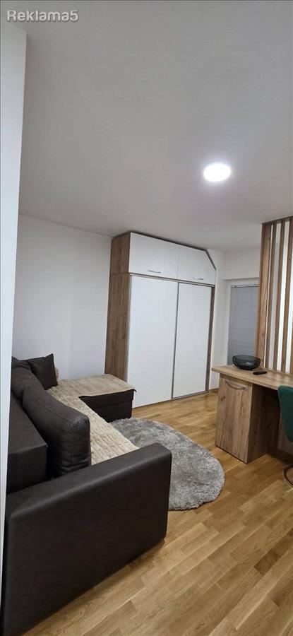 Kisela Voda garsonjera 29m2 -se izdava