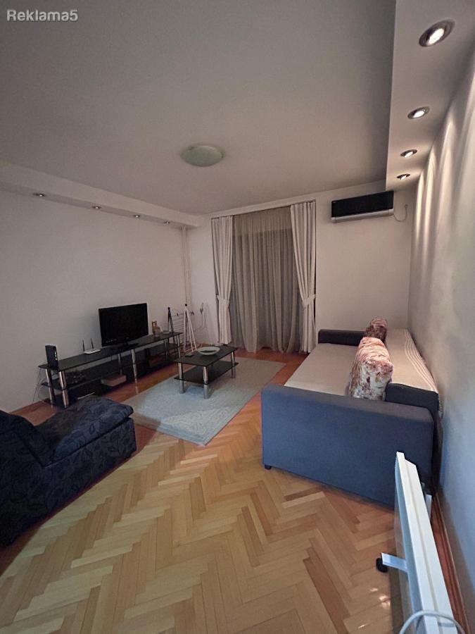 A 65 m2 apartment is for rent in the Center