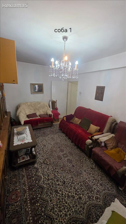 Se prodava stan vo Kisela Voda