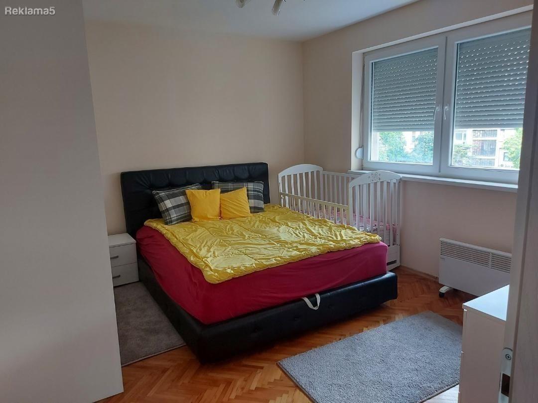 Namesten trosoben 70m2 Centar-Plostad