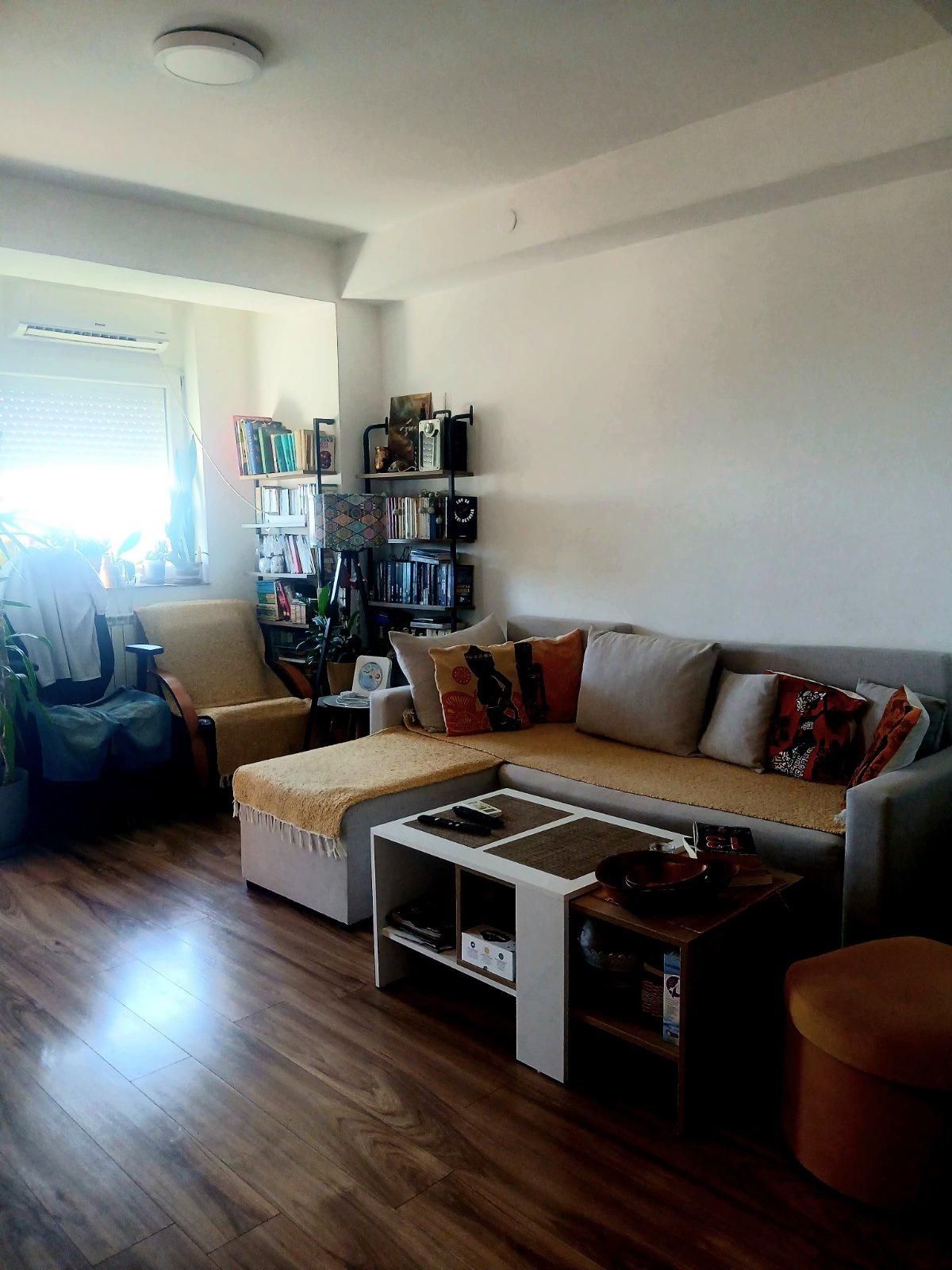 Se prodava stan Aerodrom 39m2 , edna spalna
