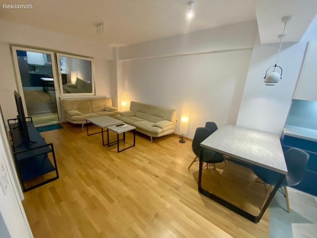 Se iznajmuva prekrasen stan vo East Gate living ,od 48m2