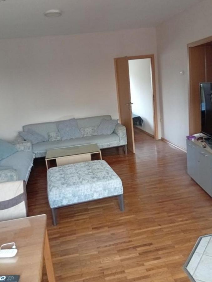 A 70 m2 apartment is for rent in the Center
