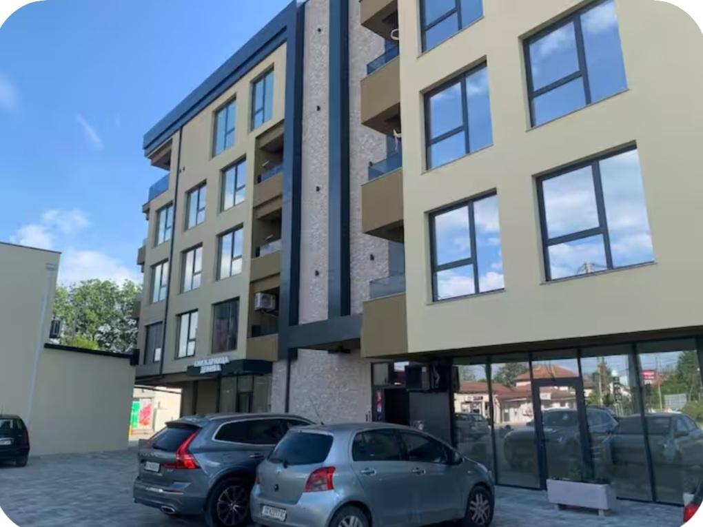 Se prodava Lux opremen stan vo Petrovec