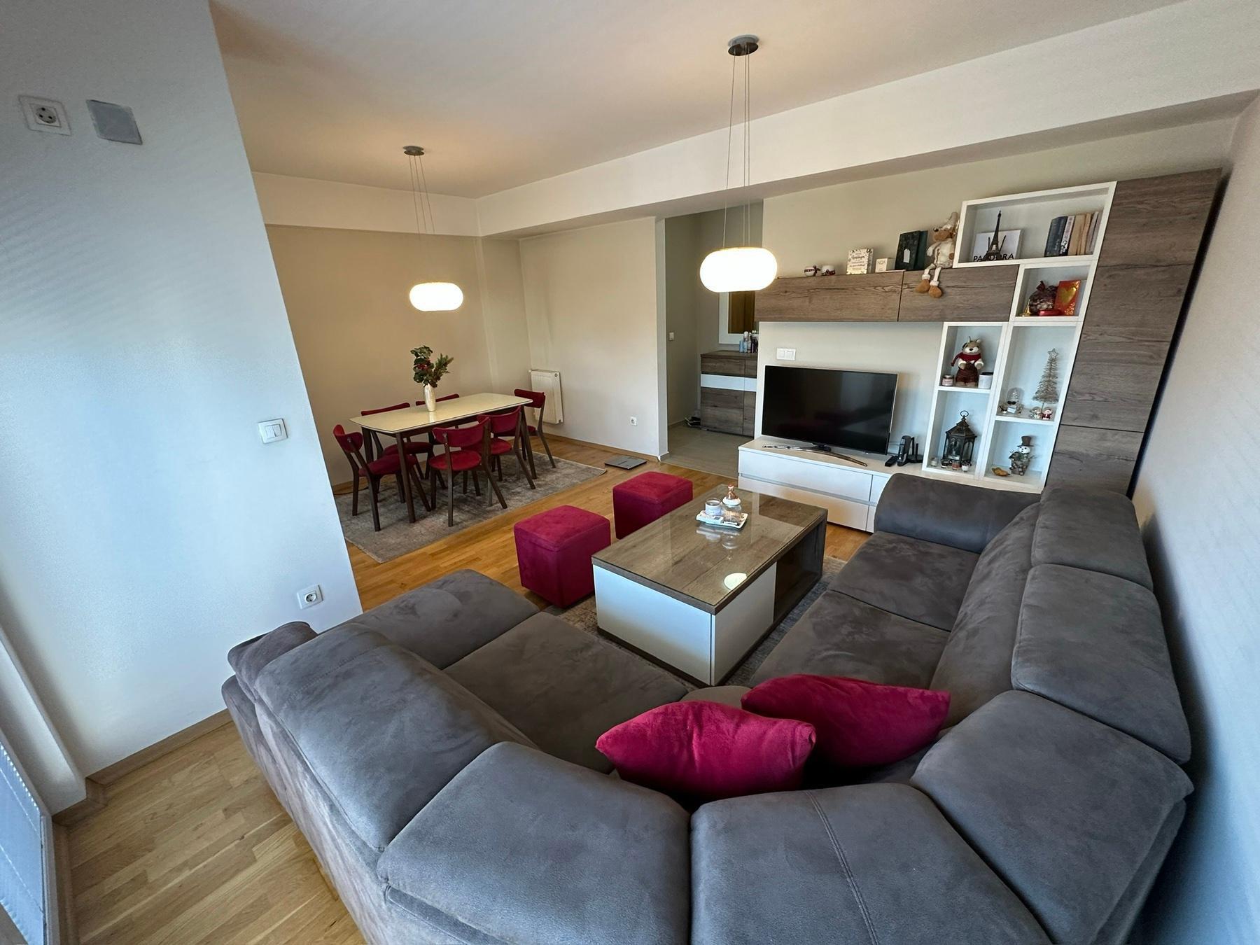 Се издава стан во Кисела Вода – 75 м², 2 спални | 400 €