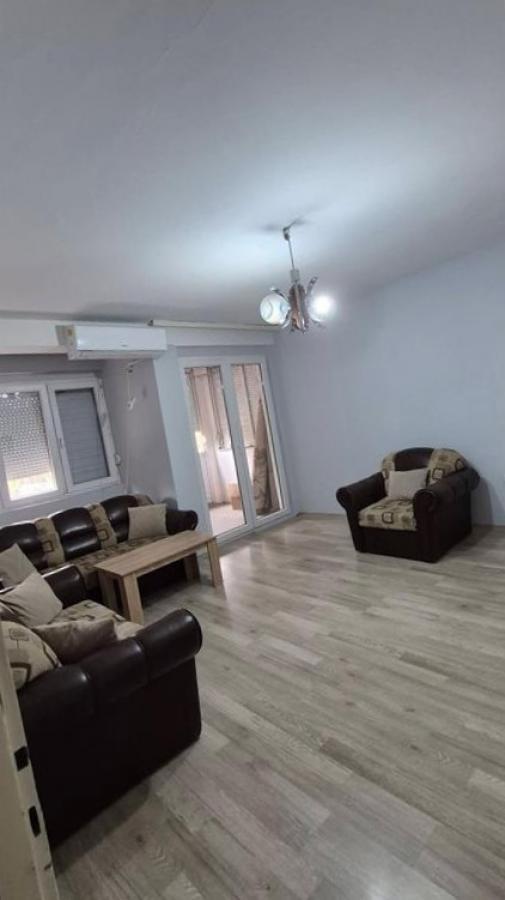 A 60 m2 apartment is for rent in Chair
