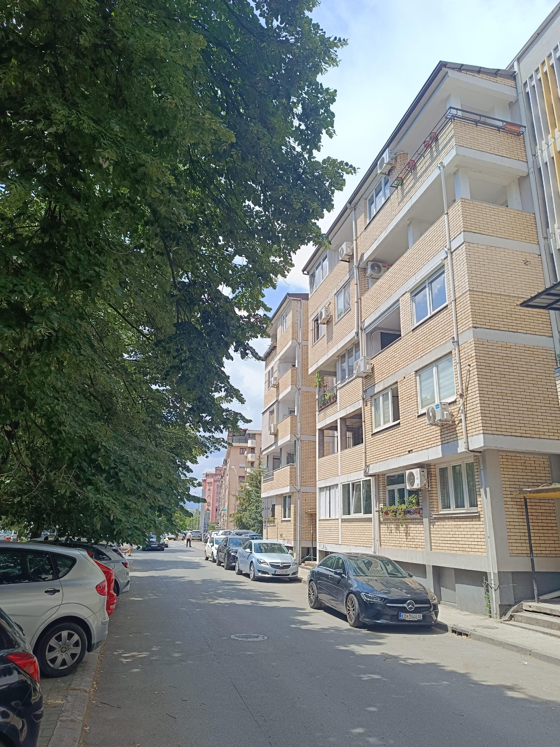 Се продава 4-собен стан во Карпош 4 од 83м²