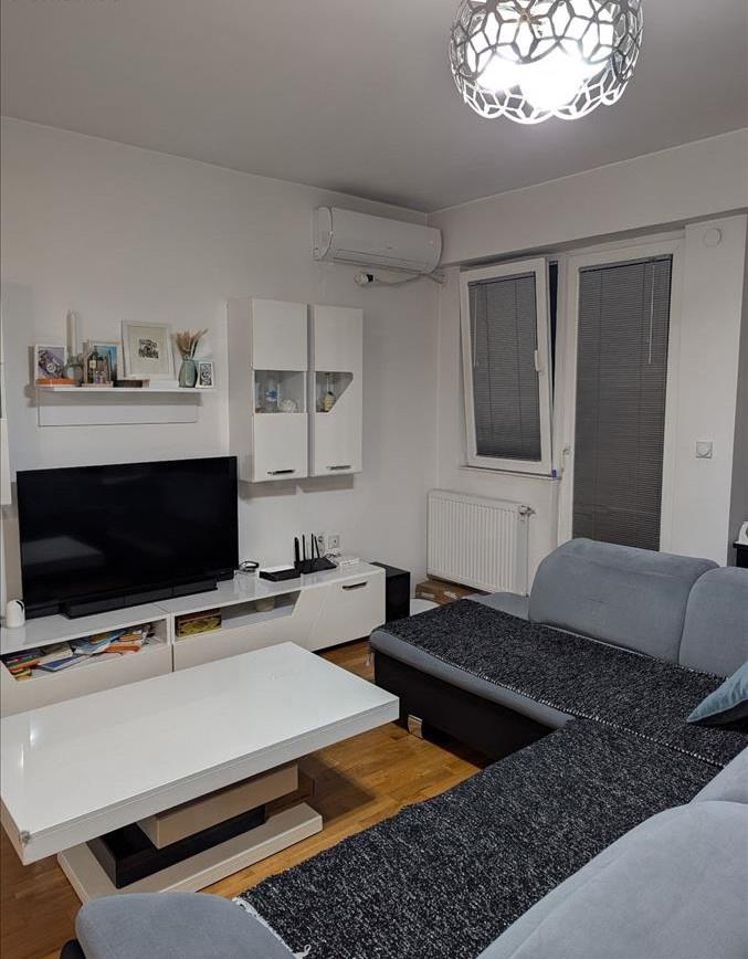 SE PRODAVA TROSOBEN STAN VO KISELA VODA, RASADNIK
