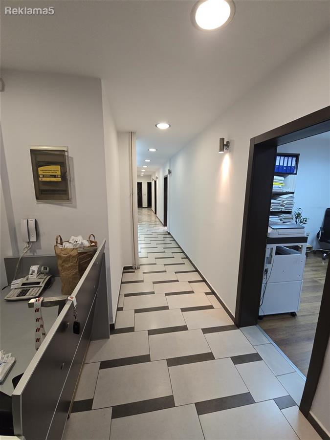 BUSINESS SPACE IN CENTER-MR.JACK-BUILDERS HOUSE