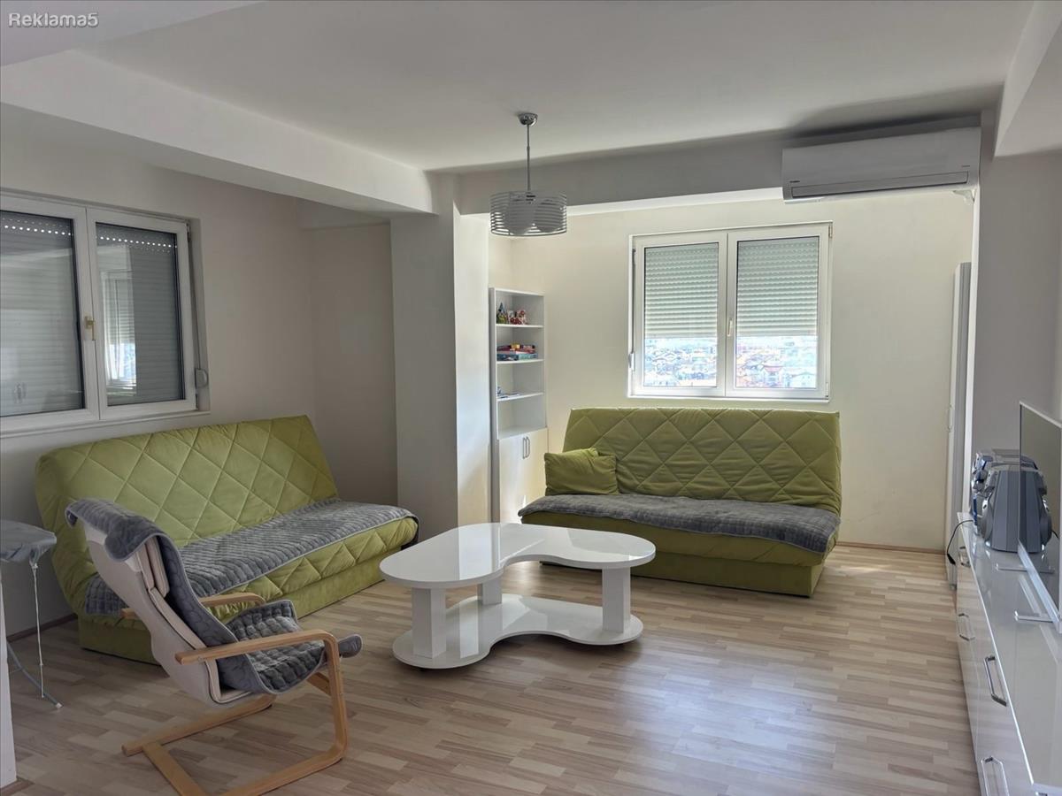 An apartment for rent for a longer period on st. Touristic