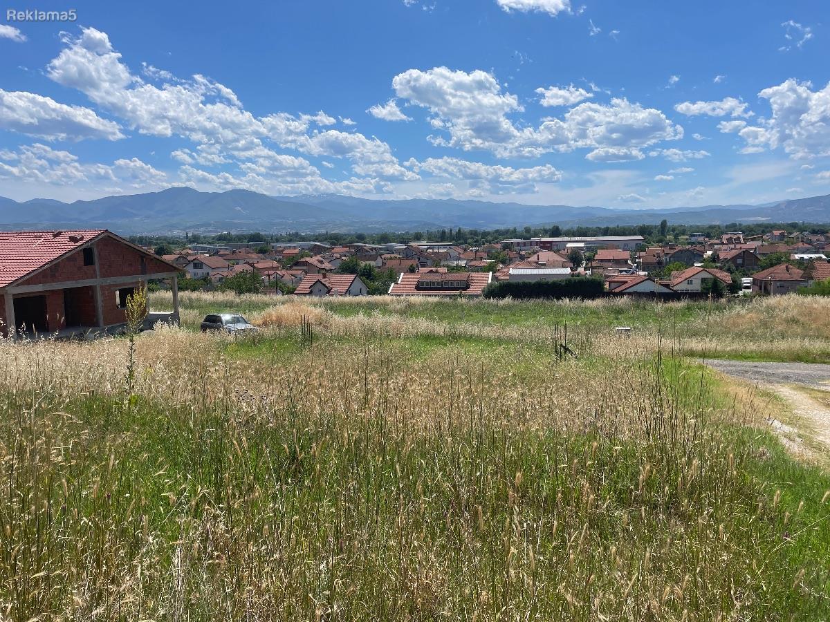 Plot for sale with an area of 443 m2 in Jaka (Marino, Ilind