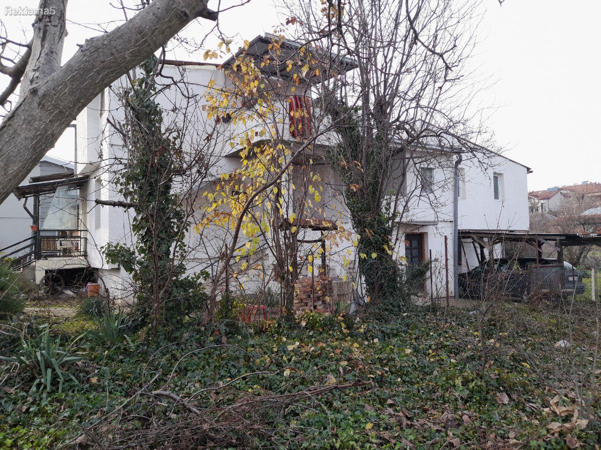 I am selling a house