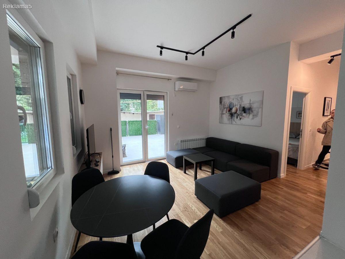 Super opremen 40 m2 vo Micurin novogradba