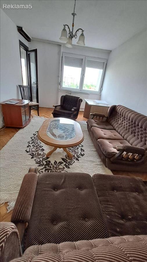 AERODROM trosoben 72m2 namesten