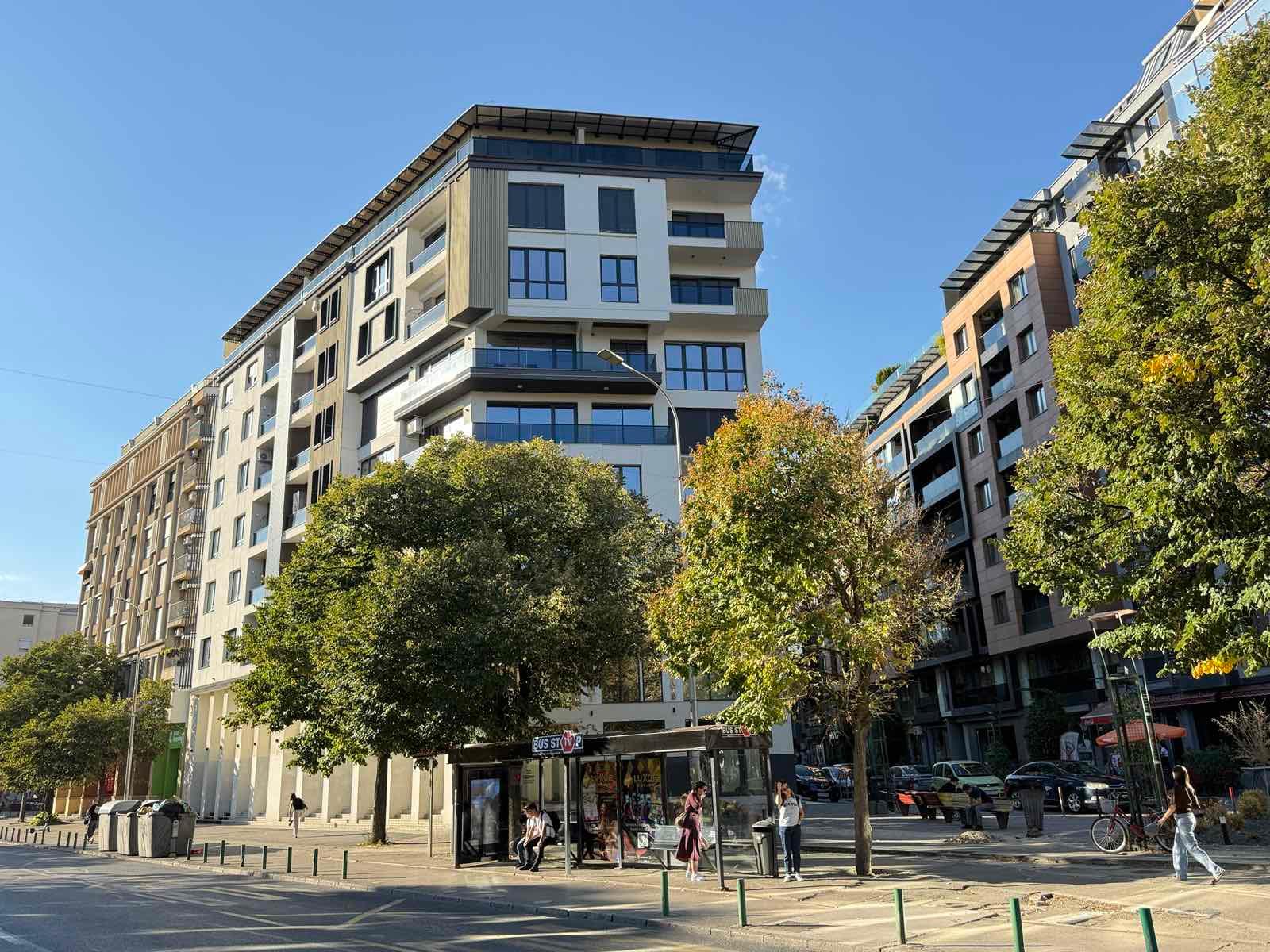 Stan za delovna namena 80m2 / Office space for rent 80m2