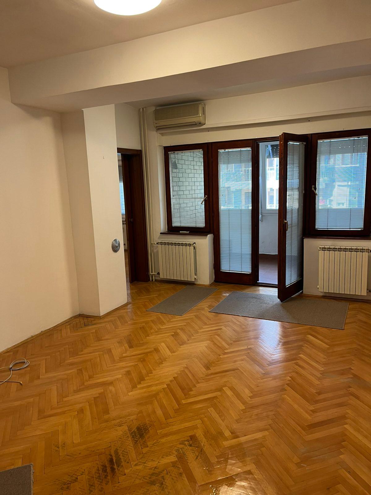 37344-Za prodazba 3-soben stan vo Aerodrom so 16 m2 garaza