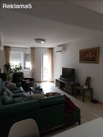 ,,Bella'' Trosoben Stan 86m2 bul.Turisticka B.Izvori
