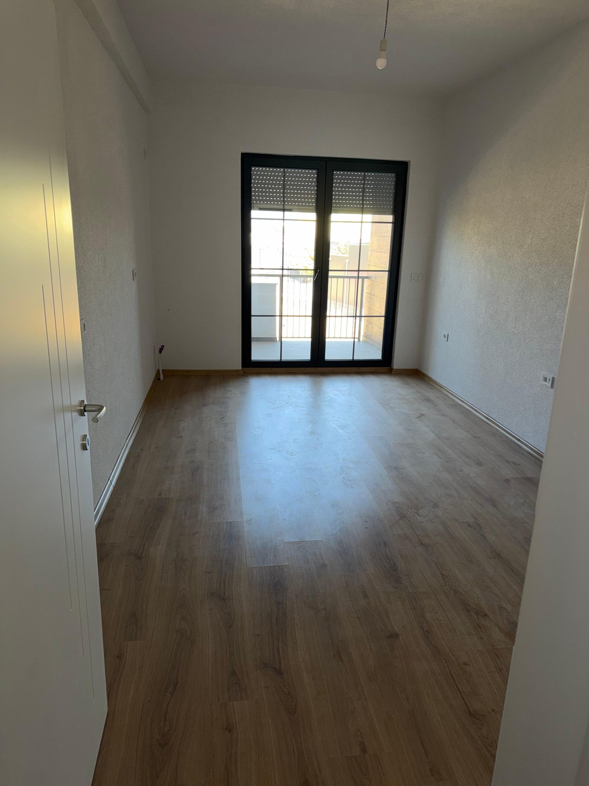 A new three-room apartment of 94 m² is for sale in Tetovo