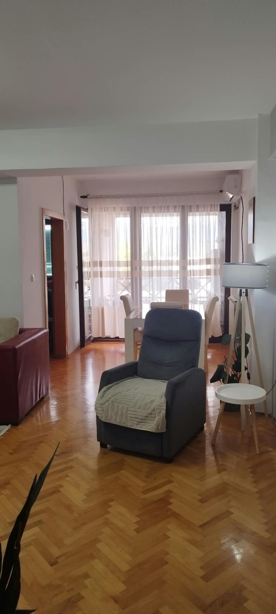 Apartment for rent in Karposh 4