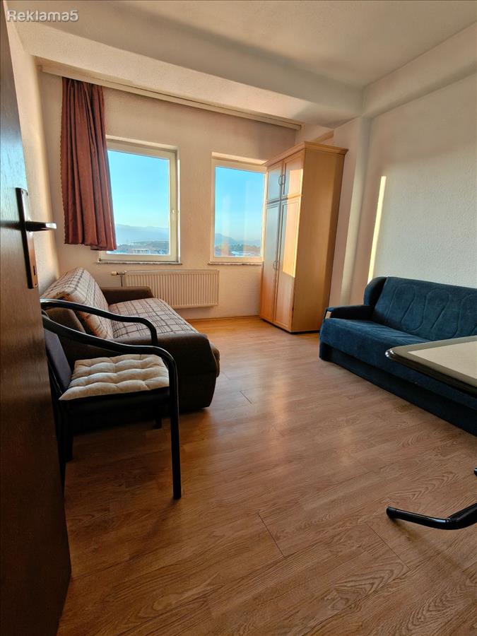 Se Izdava Jepet me kira şiştet e mobiluar 65 m² te M. Hellga