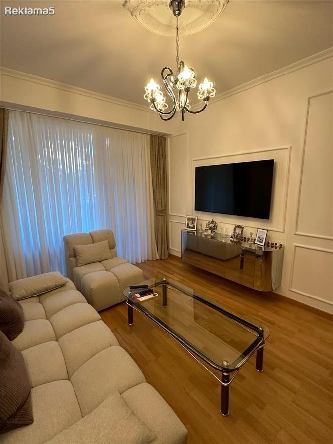 Се издава нов наместен стан во Центар | 47м² | 750€