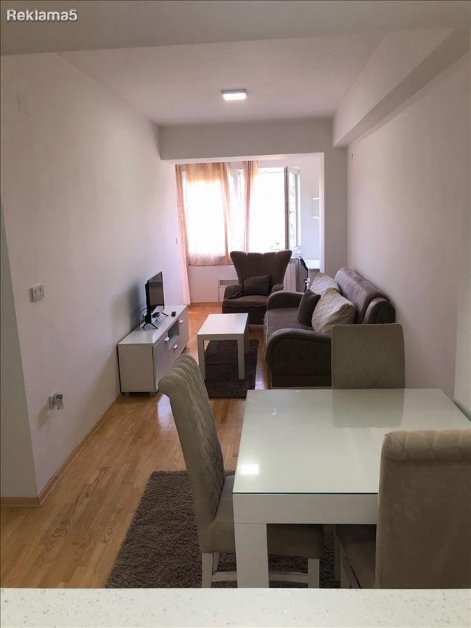 Се издава нов стан во Центар | 46м² | 420€