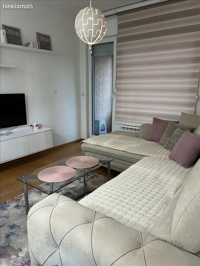 Furnished apartment for rent in Aerodrom - near Tobako 2 | 45m²
