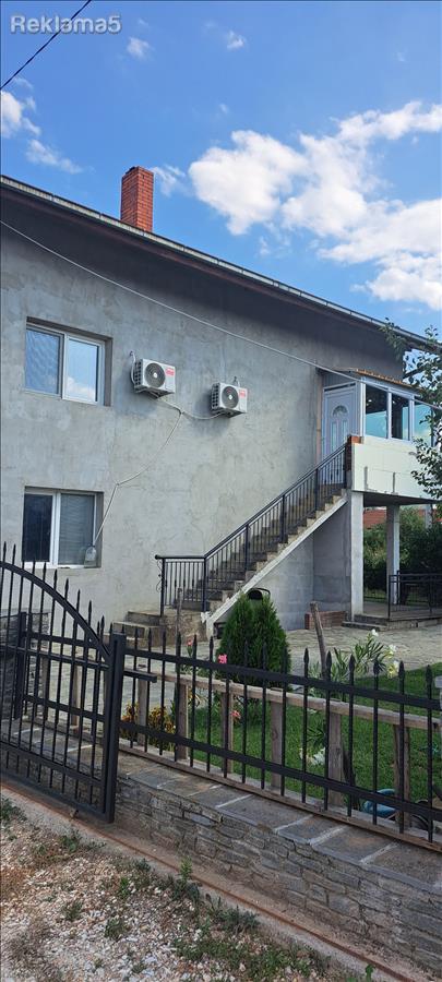 Се продава куќа во село Драчево