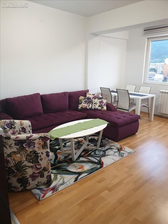 We rent a 47m2 apartment on Partizanska next to Okta and Leptokaria