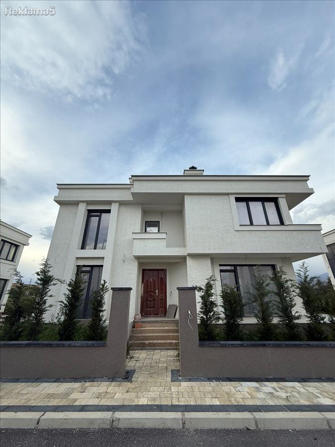 PRODAZBA NOVA KUKA 227m2 VIZBEGOVO NEW STAR RESIDENCE