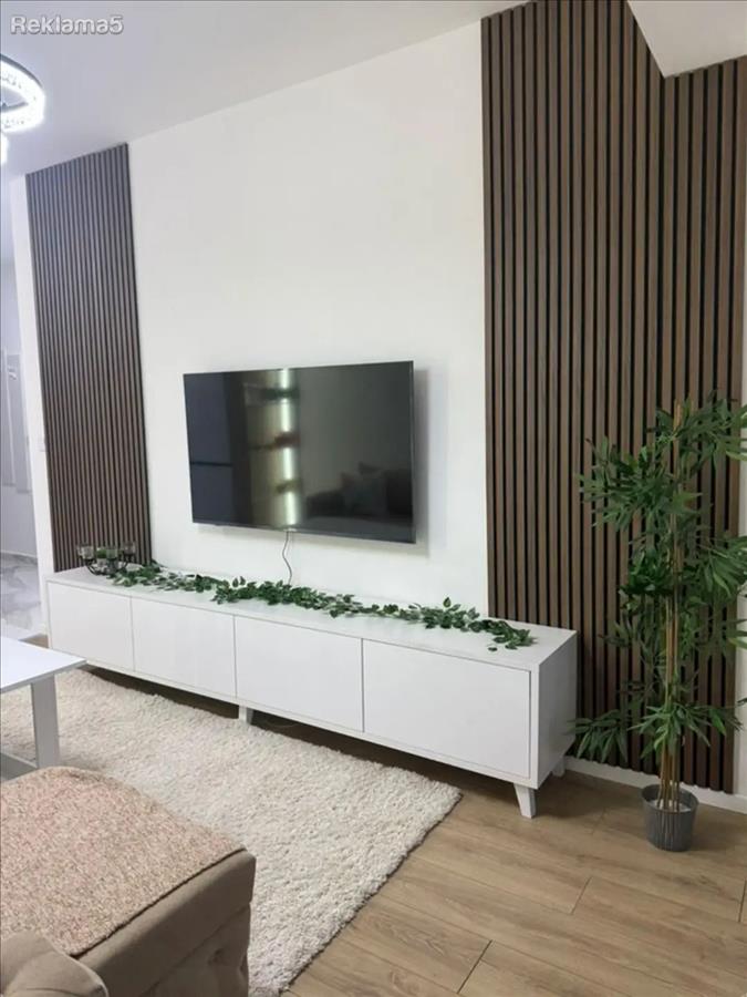 Се изнајмува стан 50м2 кај ФОН