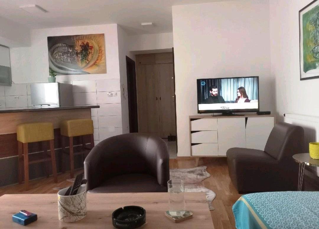 Продаваме гарсоњера 31м2 кај Католичка