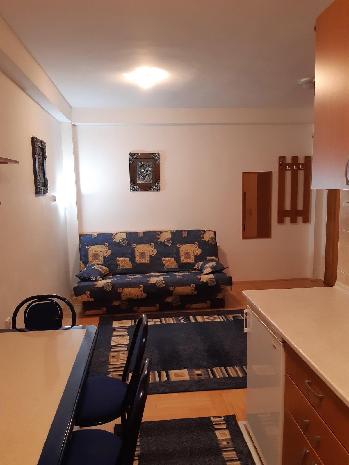 SE IZDAVA GARSONJERA TAFTALIDZE