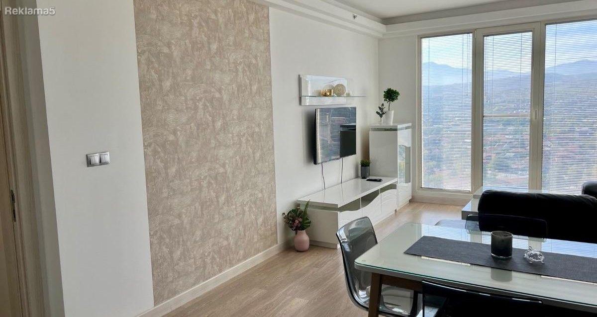 Luxury Three Bedroom Apartment for Rent in Javahir