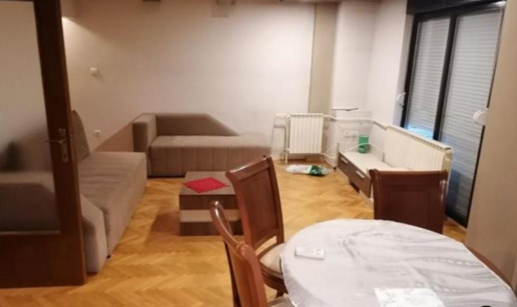 SE PRODAVA GARSONJERA VO KARPOSH 1