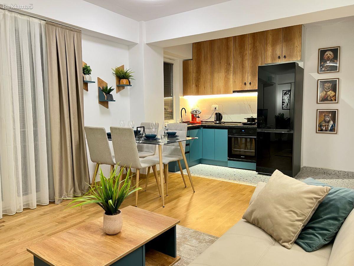 SE IZDAVA NOV LUX STAN 63 M2 CENTAR-K VODA