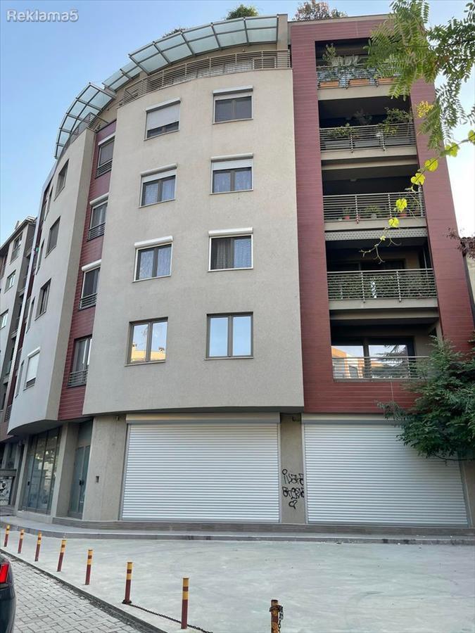 An apartment for rent in an attractive location in Debar Maalo