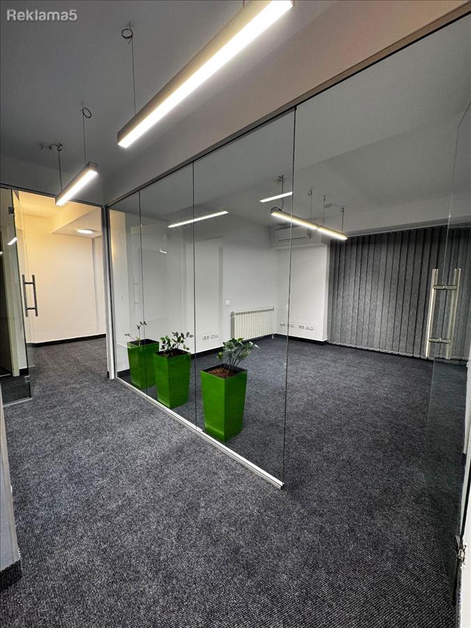Business space for rent in Debar Maalo