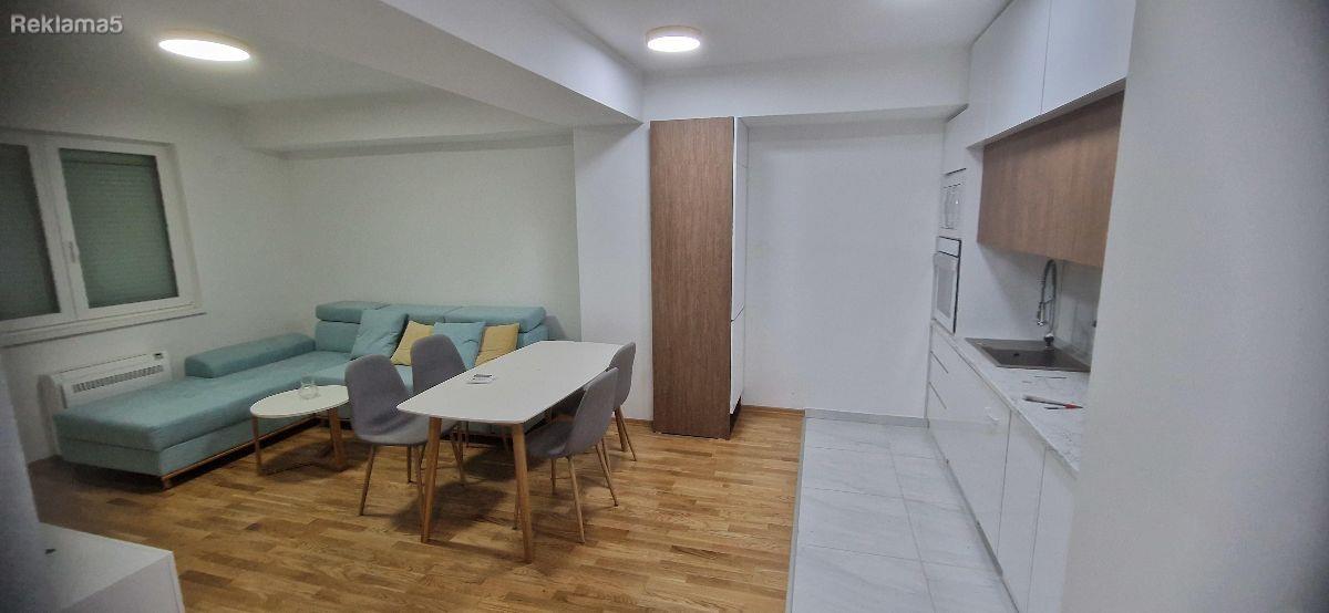 САВИЌ ПРОДАВА СТАН ВО АЕРОДРОМ