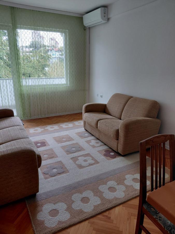 A 60 m2 apartment is for rent in Chair