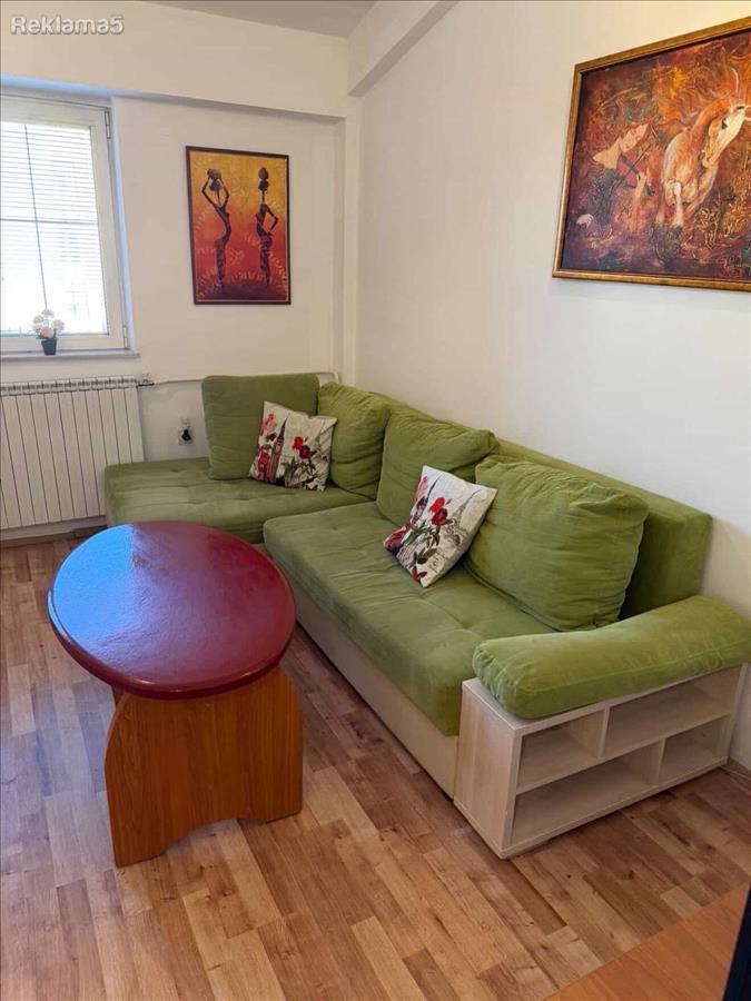 Dvosoben namesten stan vo Taftalidze kaj Vero