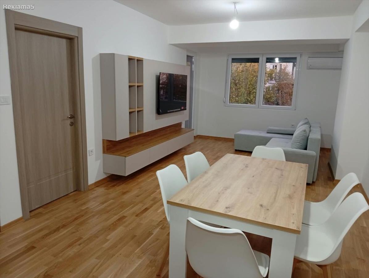 FURNISHED APARTMENT FOR RENT IN CHROME